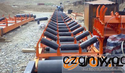 膠(jiao)帶(dai)輸送(song)機